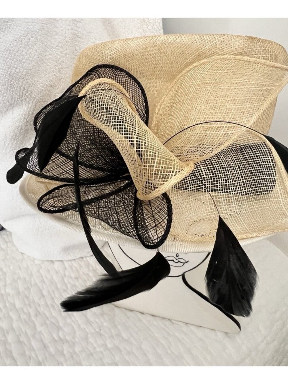 Fashion Derby Hat Cream Black Feather Bow Wedding Cocktail Party Accessorize - Picture 14 of 15